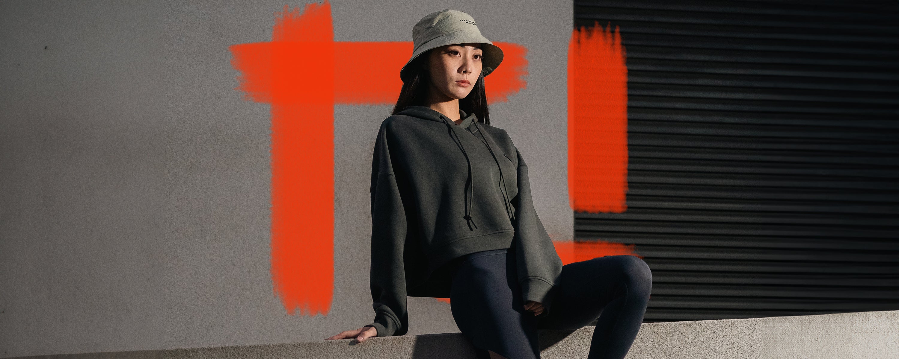 WOMEN_Sale