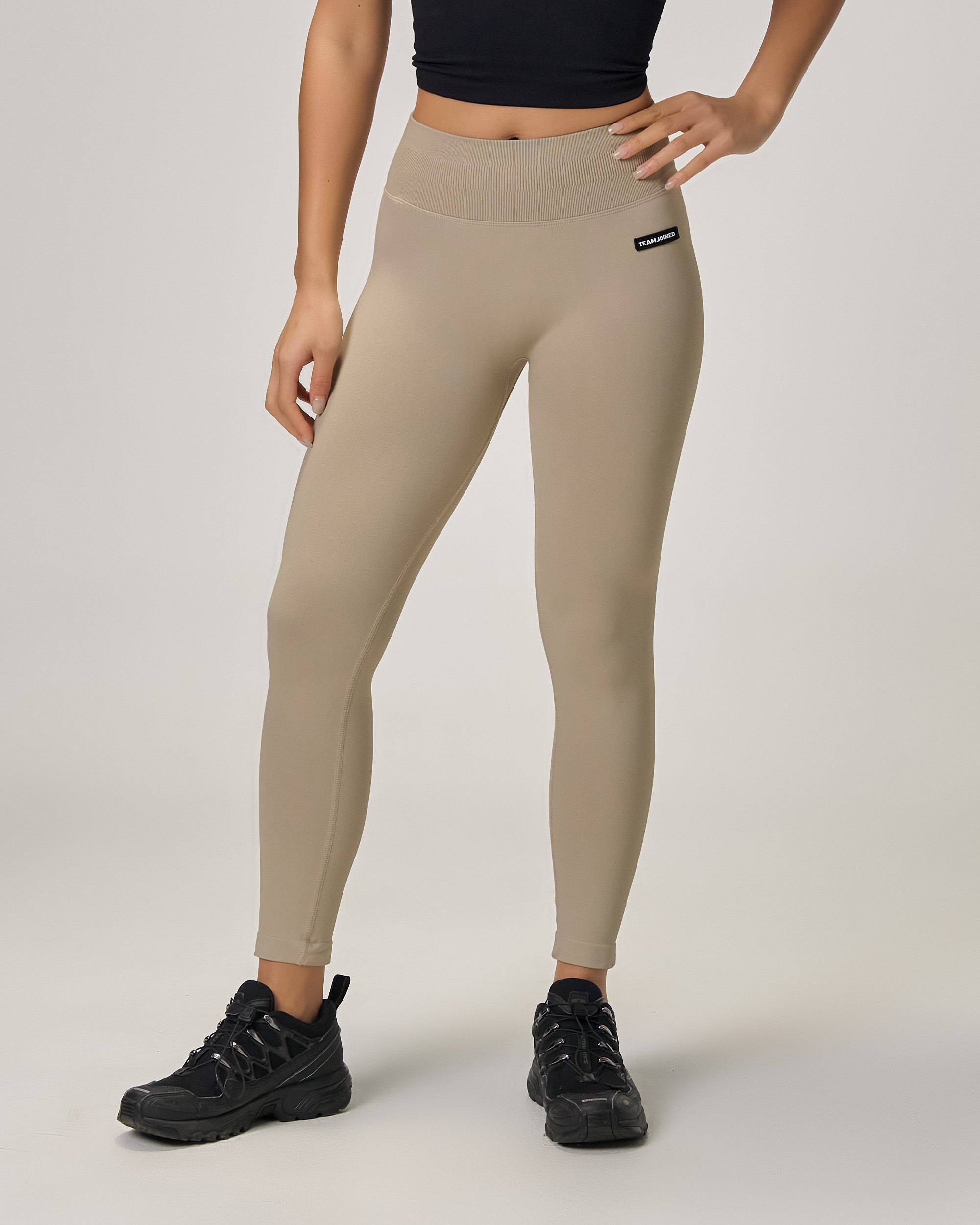 color_Ivory